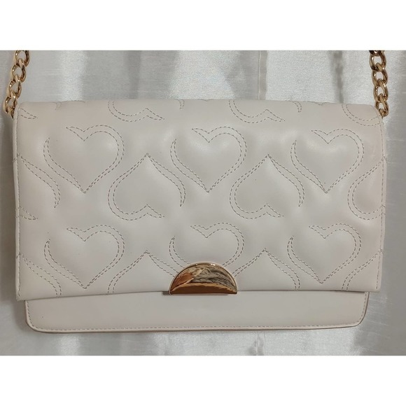 A NEW DAY Embroidered Hearts Purse Ivory White Gold Link Bag - Picture 1 of 6